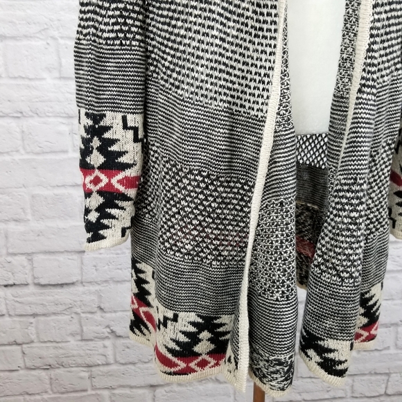 Live And Let Live black cream red hooded cardigan - Picture 5 of 8